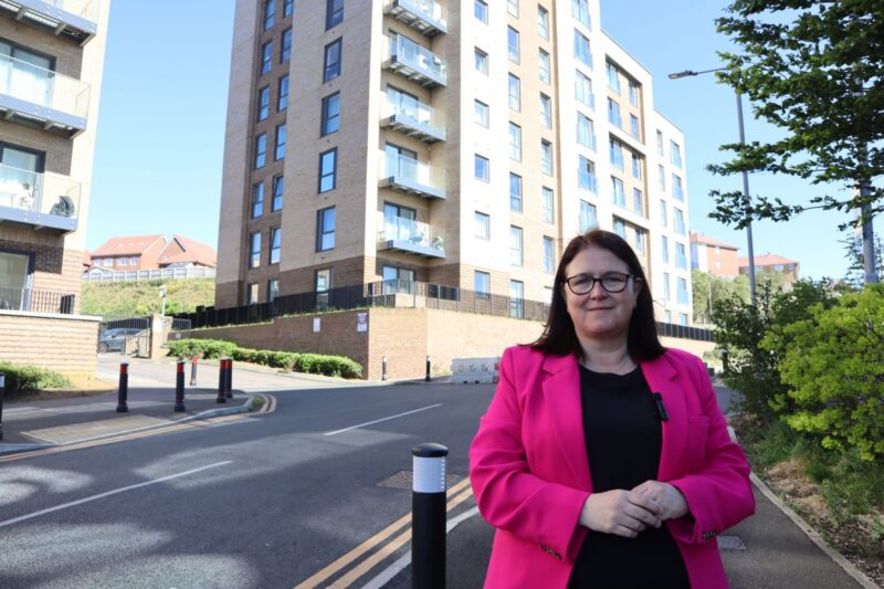 Rachel Hopkins MP in Luton