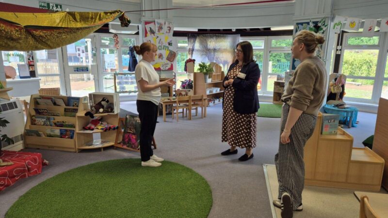 Rachel Hopkins MP visiting Hart Hill Nursery School