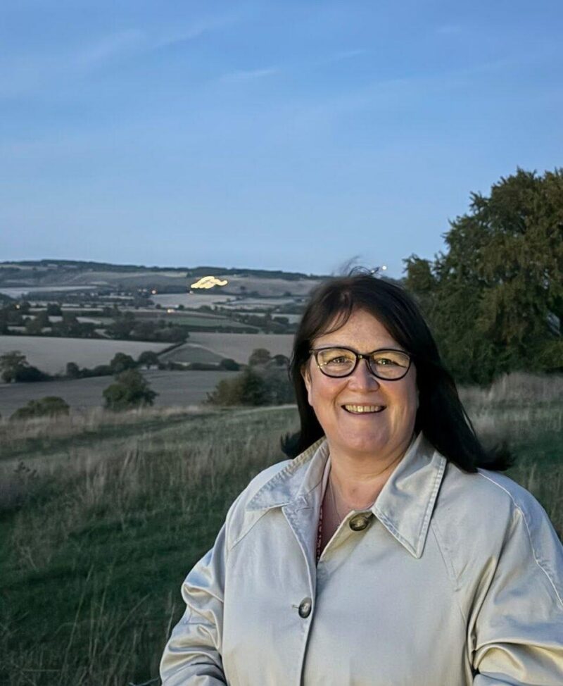 Rachel Hopkins MP with the lit up white lion 